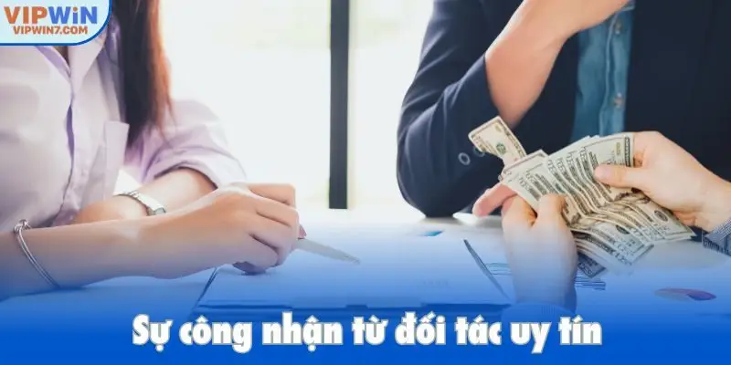 VIPWIN hỗ trợ nạp rút tiền và tư vấn siêu nhanh